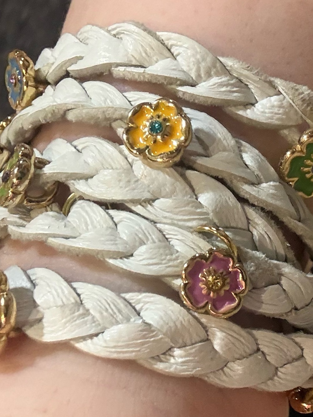 Kidada Disney Couture White Floral Braided Wrap Bracelet Suede Rare Y2K - Picture 6 of 11